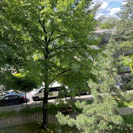 Female-Dortoir Femme -Dorm Shared Room Paris Bobigny Dış mekan fotoğraf