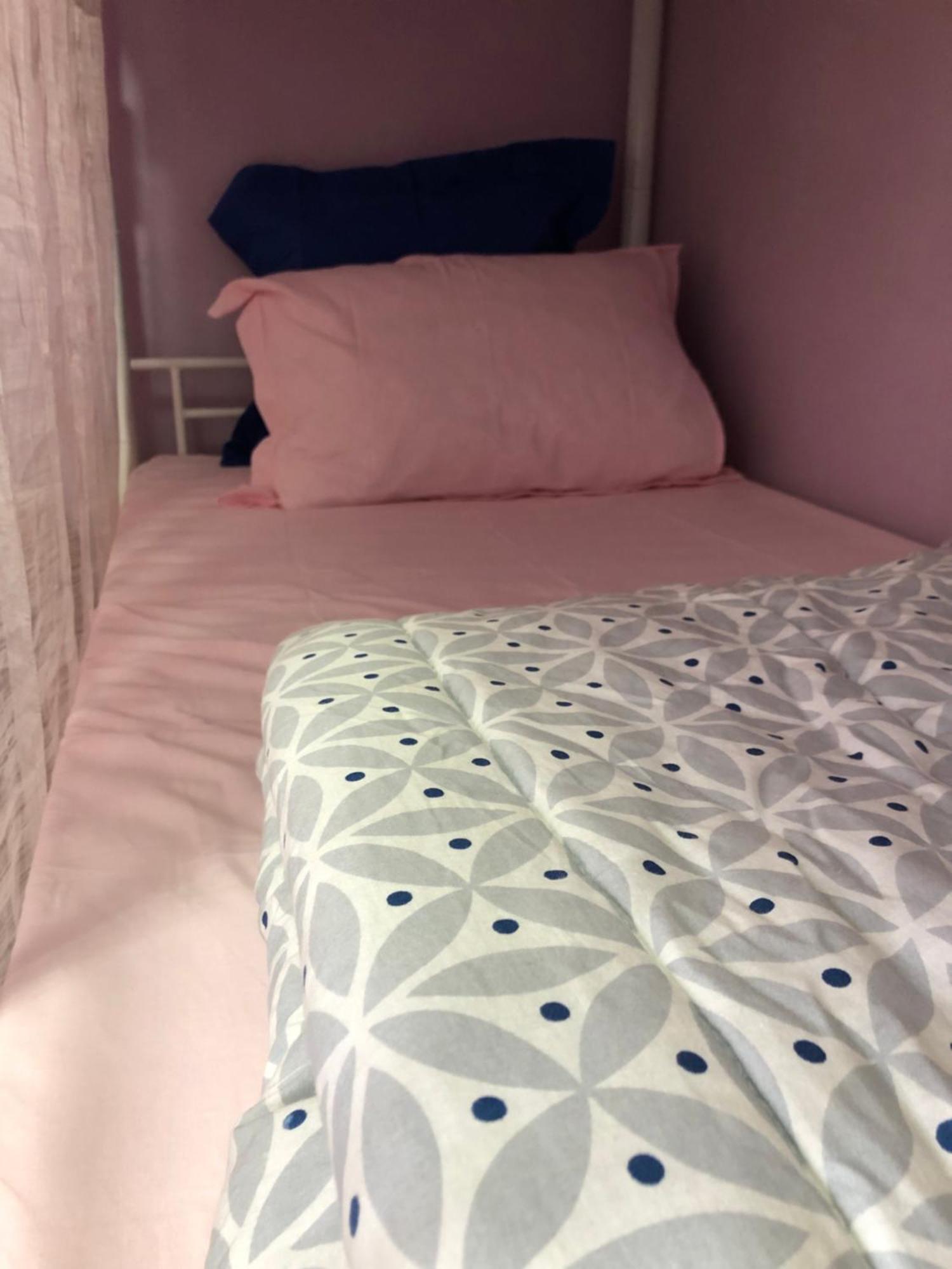 Female-Dortoir Femme -Dorm Shared Room Paris Bobigny Dış mekan fotoğraf