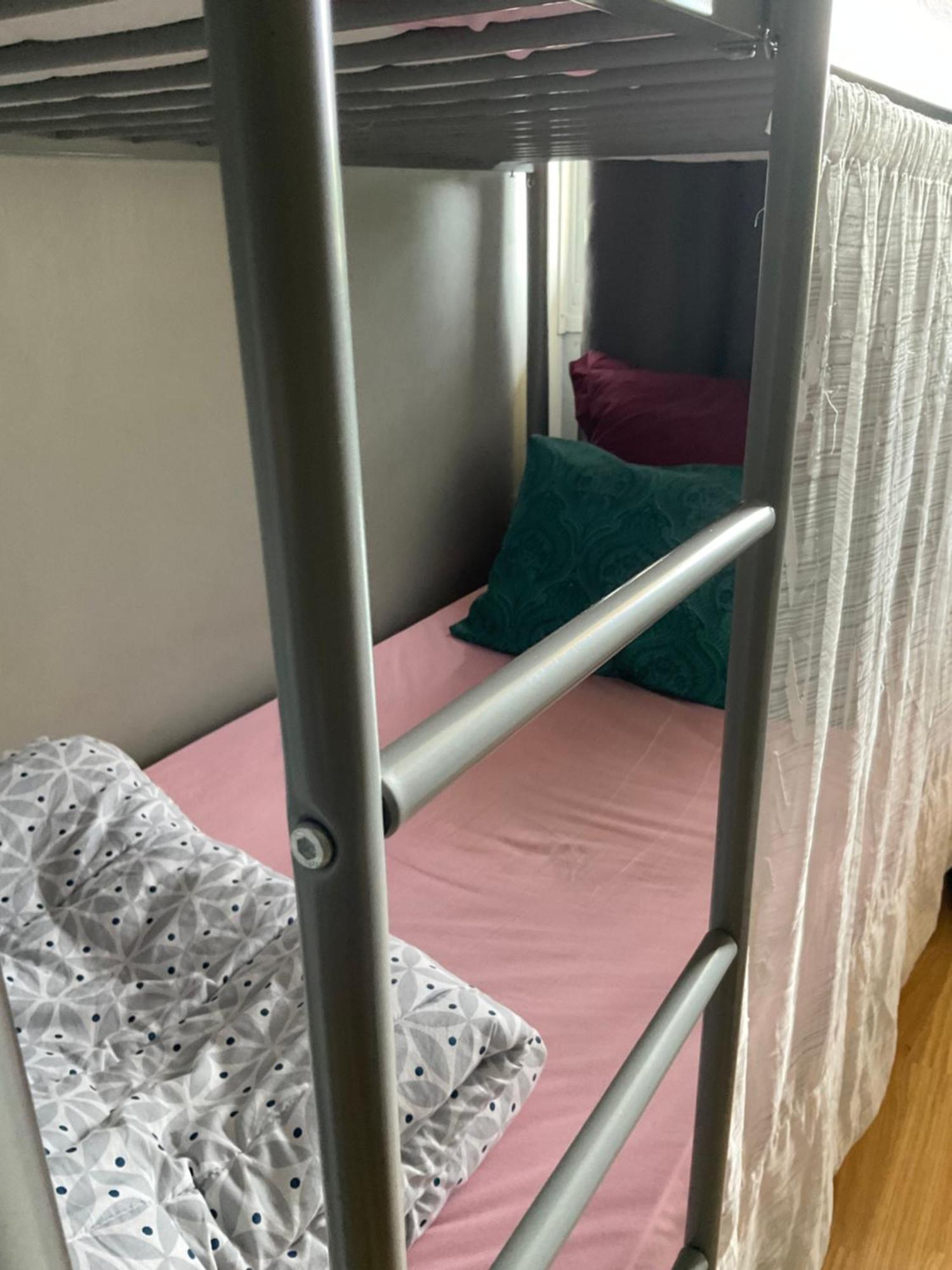 Female-Dortoir Femme -Dorm Shared Room Paris Bobigny Dış mekan fotoğraf