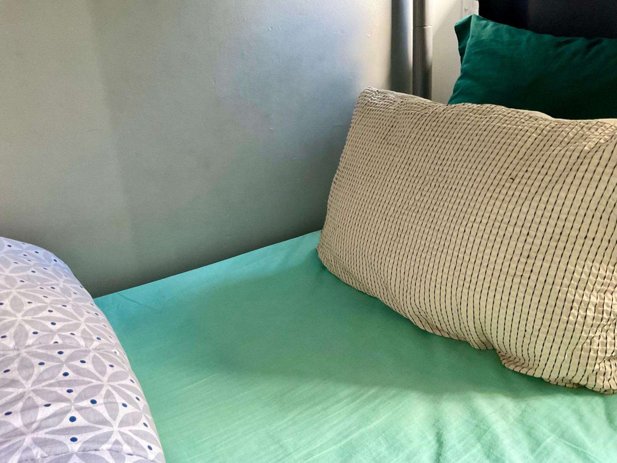 Female-Dortoir Femme -Dorm Shared Room Paris Bobigny Dış mekan fotoğraf