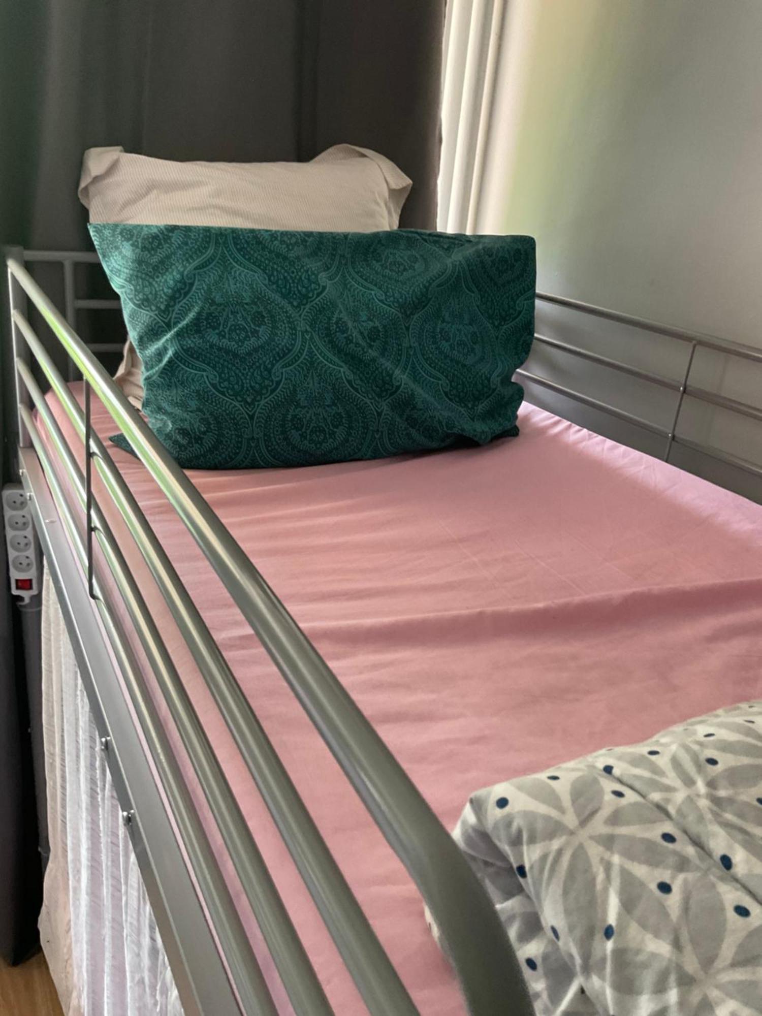 Female-Dortoir Femme -Dorm Shared Room Paris Bobigny Dış mekan fotoğraf
