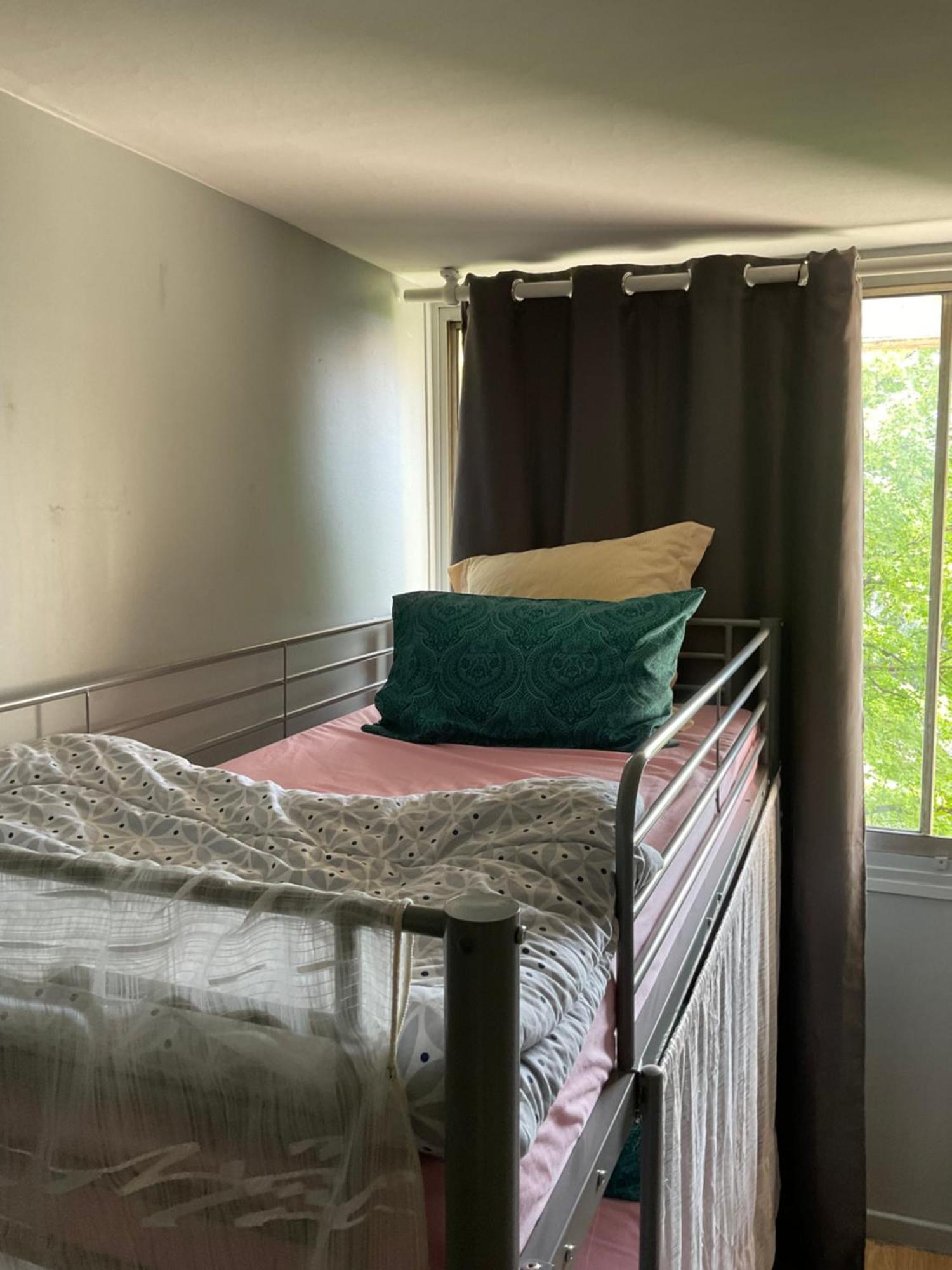 Female-Dortoir Femme -Dorm Shared Room Paris Bobigny Dış mekan fotoğraf
