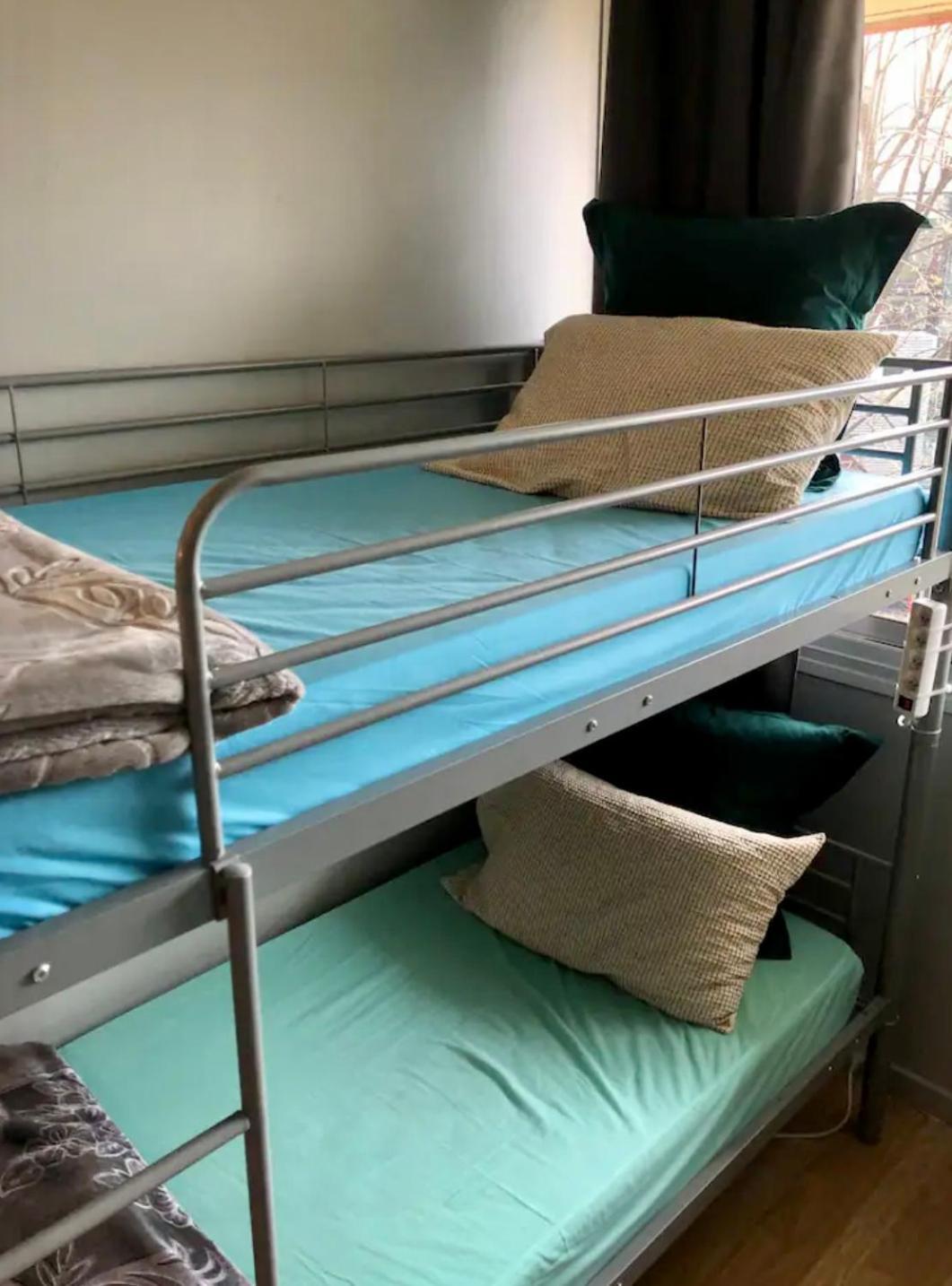 Female-Dortoir Femme -Dorm Shared Room Paris Bobigny Dış mekan fotoğraf