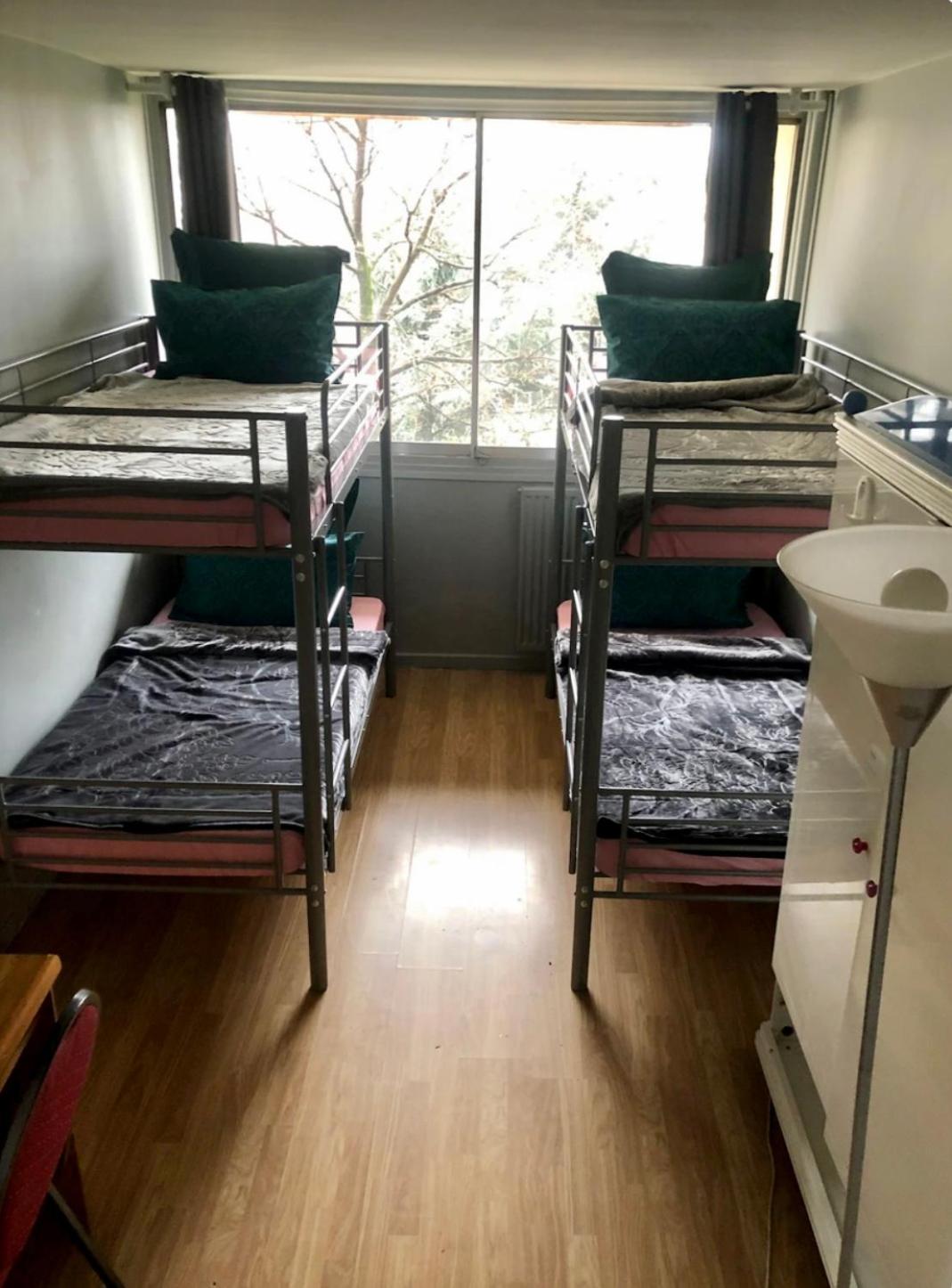 Female-Dortoir Femme -Dorm Shared Room Paris Bobigny Dış mekan fotoğraf